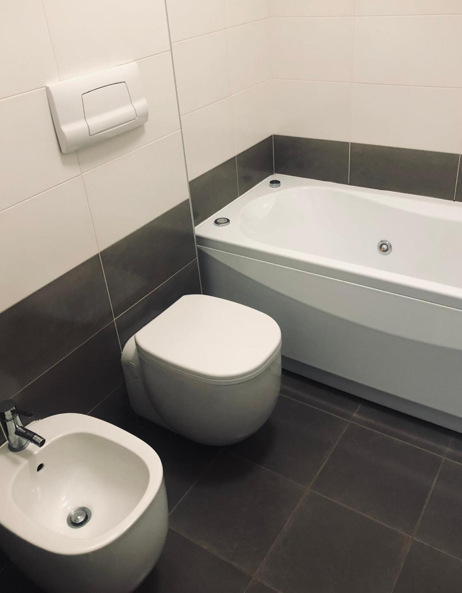Stanza Privata Con Bagno Su Condiviso Kwatera prywatna
